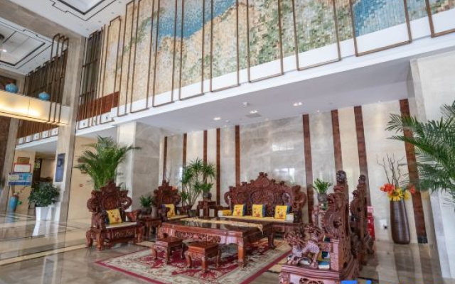 BiYang ShangDongZunYue International Hotel