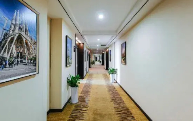 Liangjiang Yuepin Hotel (Chongqing Longhu Yuanzhu Branch)