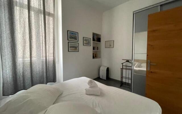 Charming apartment in the Old Port