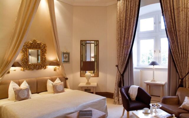 Victor's Residenz - Hotel Schloss Berg