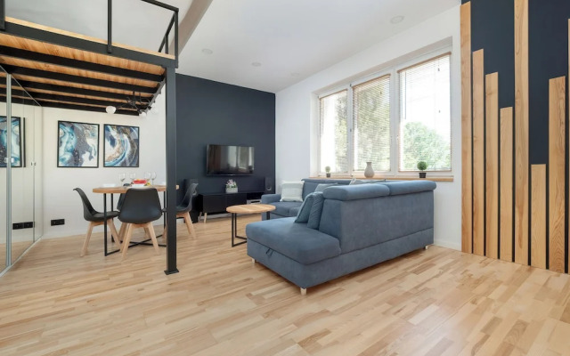 Studio With Bathub in Lodz by Renters