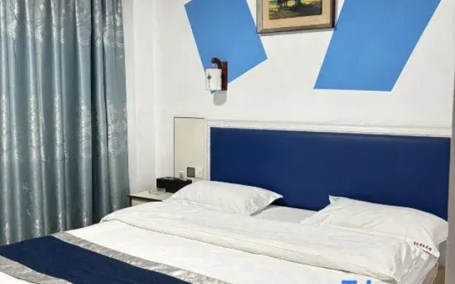 Longhui Fuyuan Business Hotel