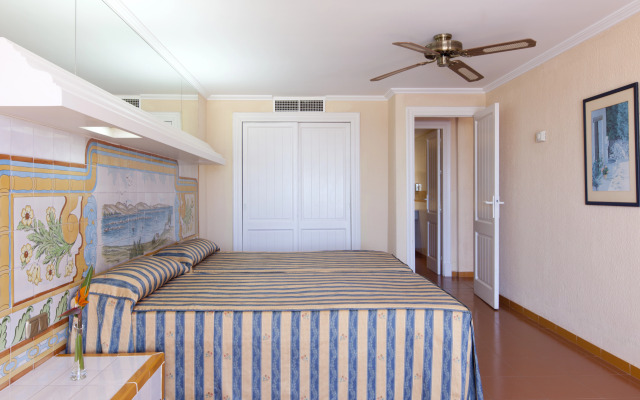 Playavera Hotel - Naturist Friendly