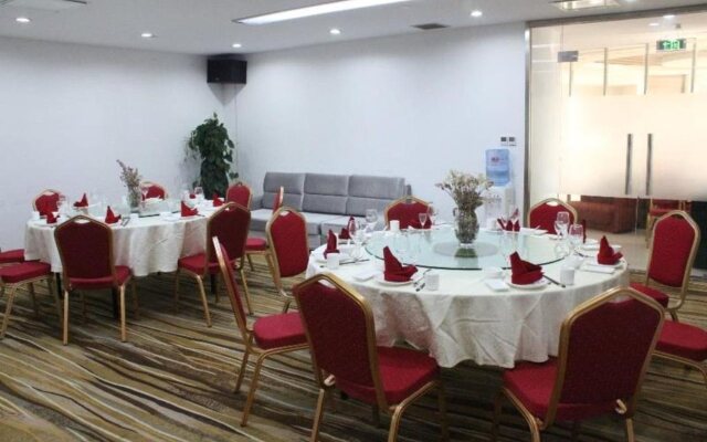 Qingdao Powerlong Art Hotel