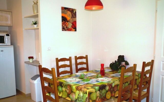 Comfortable House With Terrace in South Dordogne