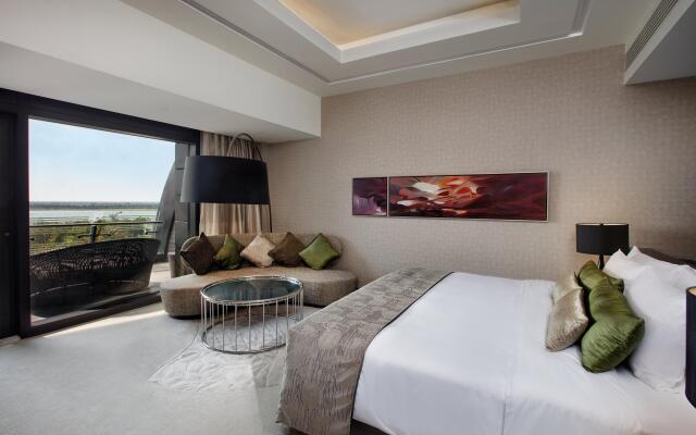 Crowne Plaza Shanghai Harbour City