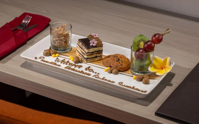 Hotel Santika Premiere Gubeng - Surabaya