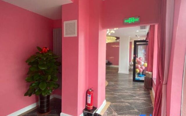 Orange Collection Hotel (Tianjin Water Park)