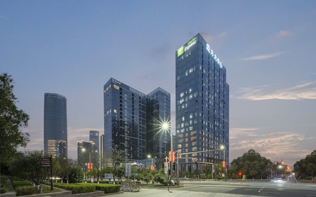 Holiday Inn Express Nanchang Riverside