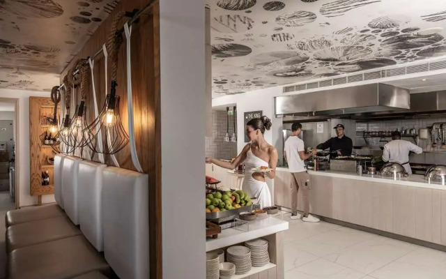 King Jason Protaras - Designed for Adults By Louis Hotels