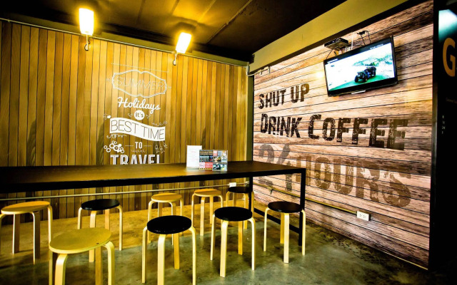 Sleep cafe hostel