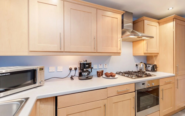 The Bateman's Shoreditch 2 Bed Flat by BaseToGo