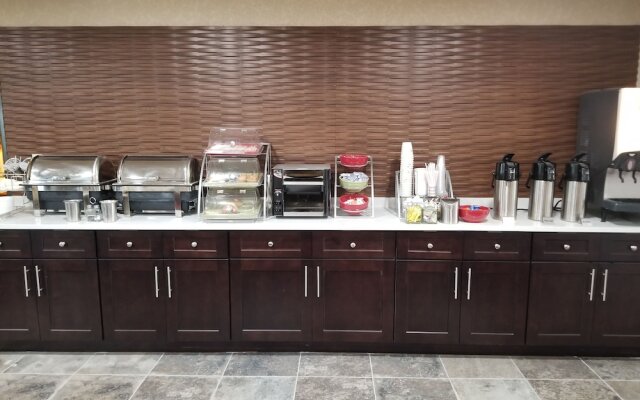 Holiday Inn Express Auburn Touring Drive