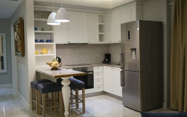 Limani Deluxe Apartments