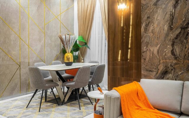Jayjay Homes And Apartment