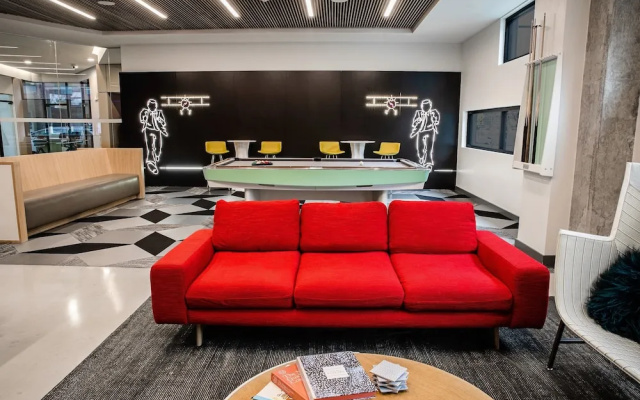 Domicile Suites at Marina SLU