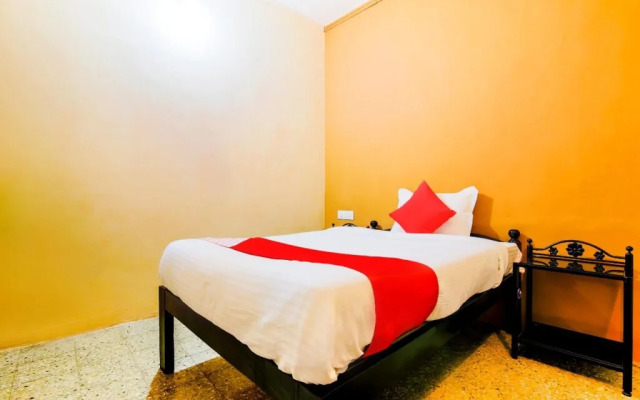 Rose Garden Standard Rooms by OYO Rooms