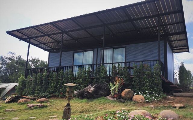 Silathong Coffee and Flower