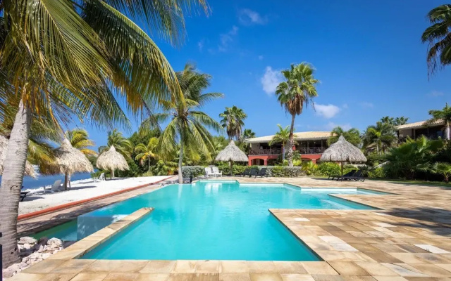 Tropical Escape With Pool and Ocean Views