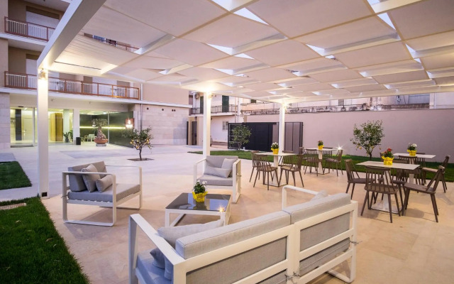Netum Hotel