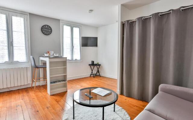 LE COCON #Centre ville #100m de la Charente