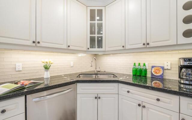 Designer 3Br & 2WR Townhouse