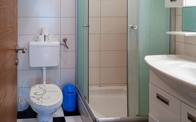 Stunning Apartment in Vir With Wifi and 2 Bedrooms