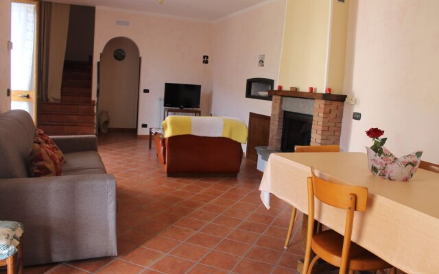 Amalfi Coast Incoming