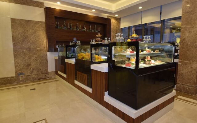 Salsabil Hotel by Warwick  Al Corniche