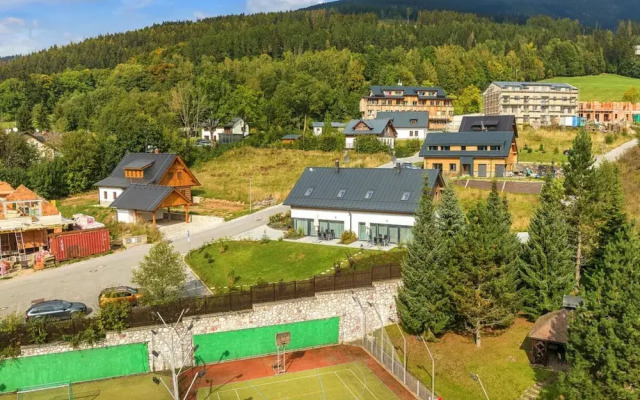 Comfortable Villa With Beautiful View
