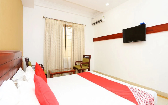 OYO 37085 Smart Residency