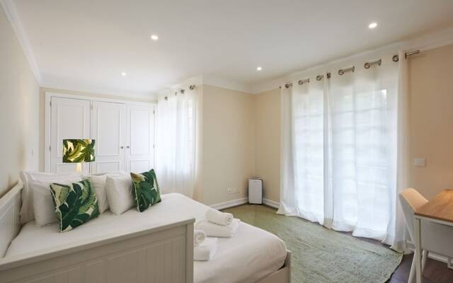 Seafront Beach Villa - Unit 2