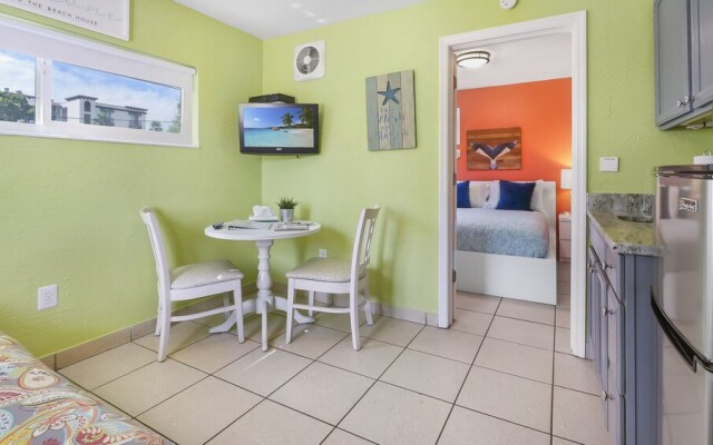 Beach House Hotel