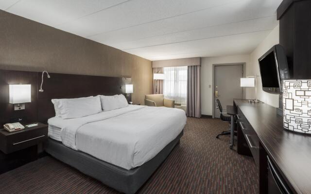 Holiday Inn St. Louis West Six Flags by IHG