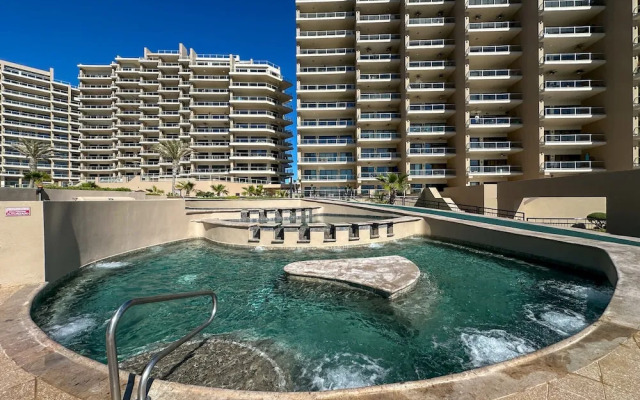 Luxury New Oceanfront Condo 5BR Sleeps 12