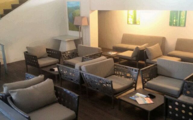 Kimono Hotel