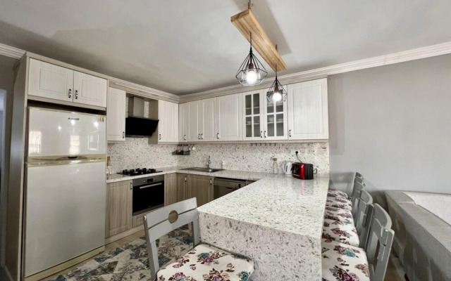 House Close to Beach With a Sea View in Bodrum