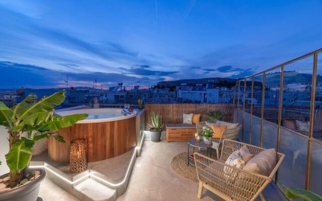 Topfloor Getaway Balcony&hot Tub+acropolis View