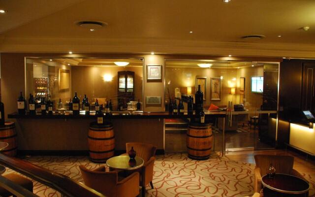 Garden Court OR Tambo International Airport