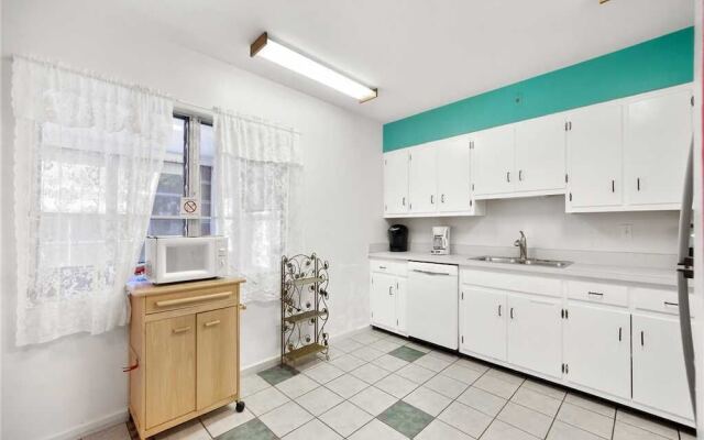 Aurora Seabreeze - Three Bedroom Home