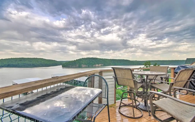 Fun w/ Family! Lake of the Ozarks Condo w/ Pool