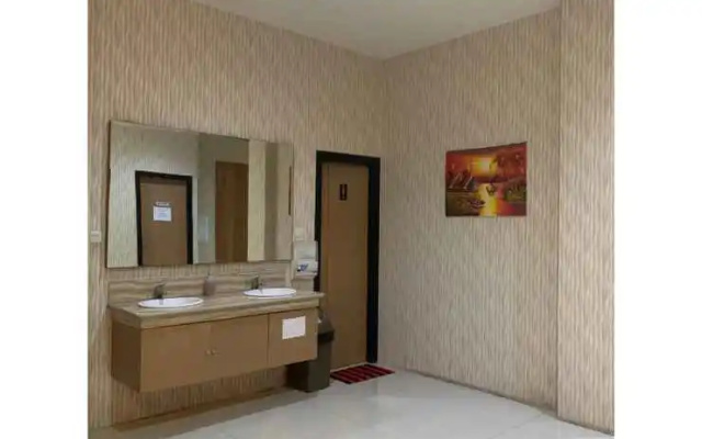 LUKE'S HOTEL Mamuju