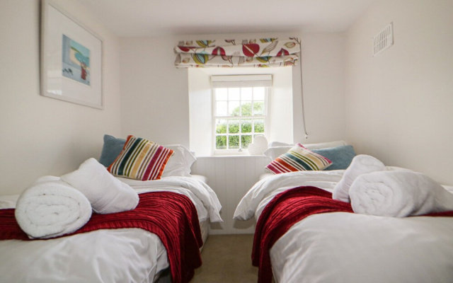 Great Western Farmhouse
