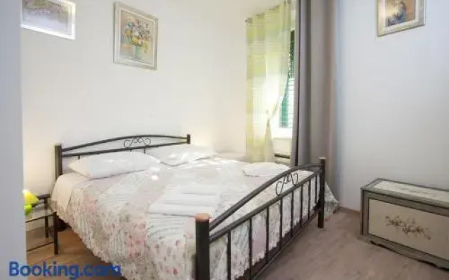 Rooms Split Pezelj