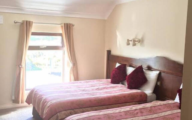 Tigh Fitz Guesthouse