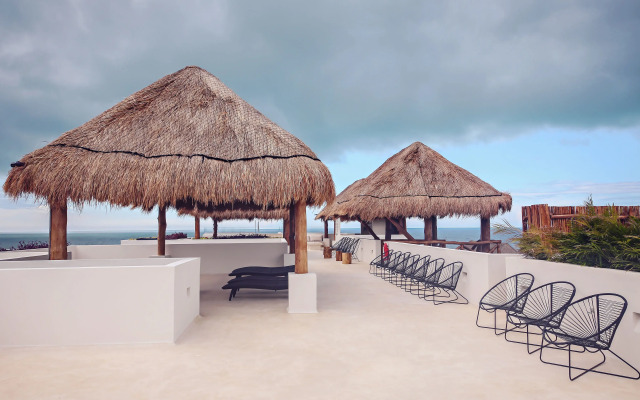 Casa Astral Eco Luxury Holbox Island - Sunset and Ocean View with Rooftop Pool (steps from the beach)