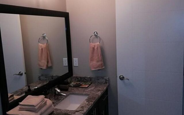 McConachie Luxury Inn