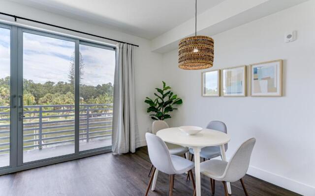 All-New, Waterfront Condo in Downtown Sarasota!