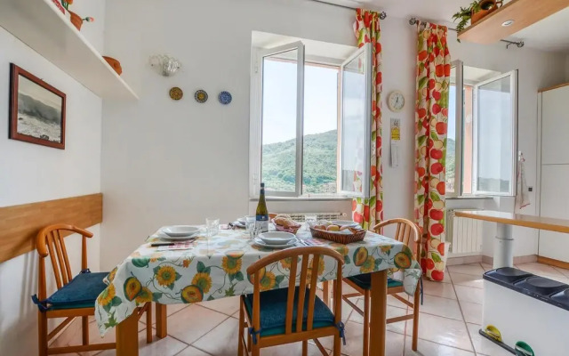 Beautiful Apartment in Portovenere With 2 Bedrooms