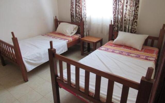 Bondo Travellers Hostel & Hotel